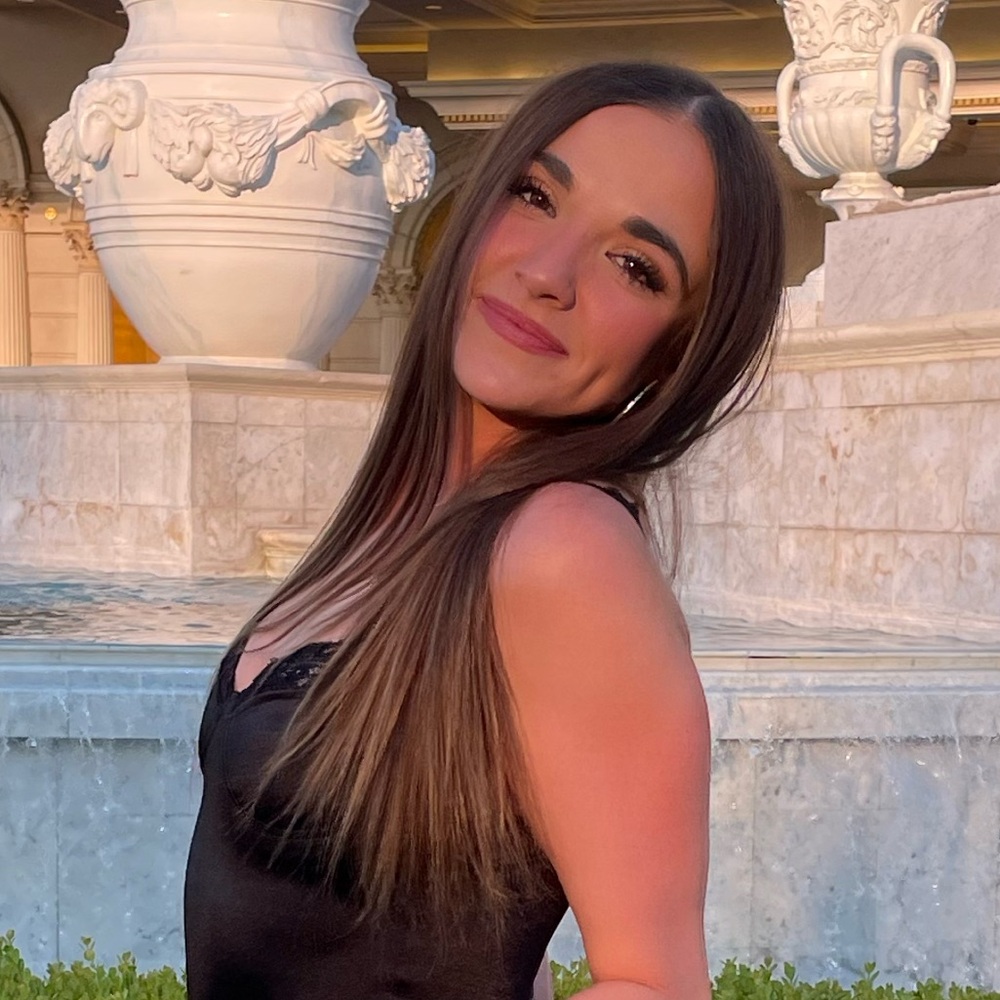 Meet your Posher, Madi